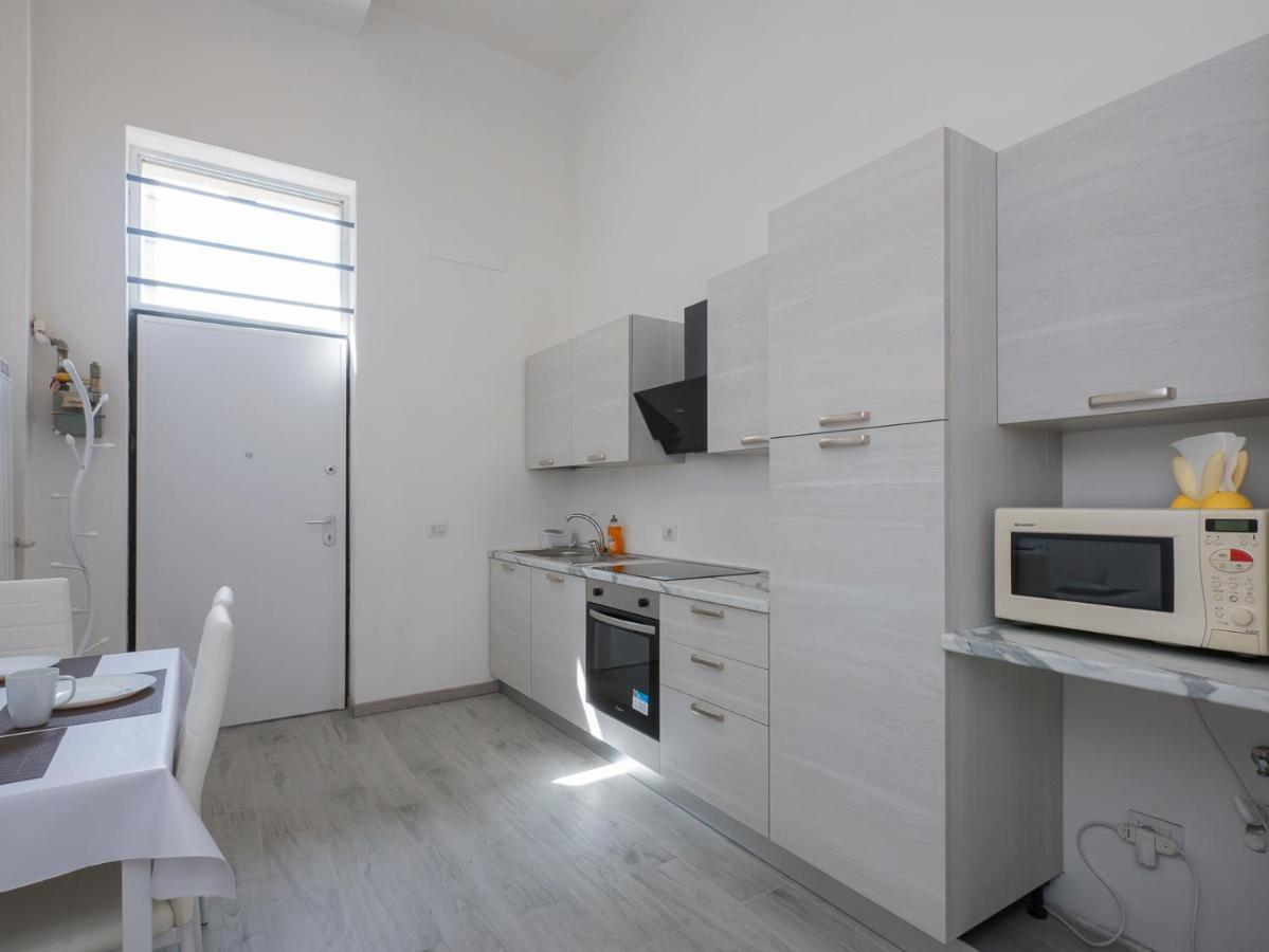 I Host Apartment - Neera 22 Milan Luaran gambar