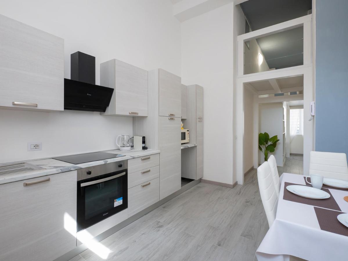 I Host Apartment - Neera 22 Milan Luaran gambar