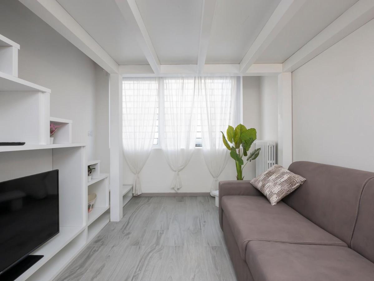 I Host Apartment - Neera 22 Milan Luaran gambar